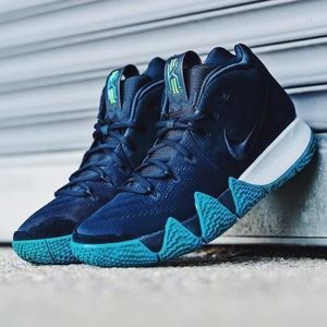 NIKE Kyrie 4 Obsidian Sneaker in Navy Blue